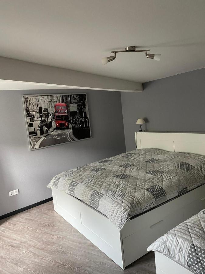 Haus Lindenteichblick Apartment Atzenhausen ภายนอก รูปภาพ